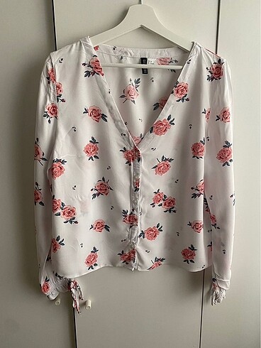 H&M marka çiçekli bluz