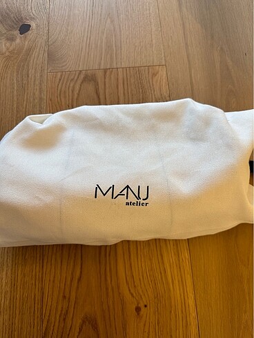  Beden Manu Atelier krem rengi canta