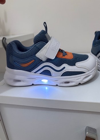 29 Beden mavi Renk Vicco erkek çocuk spor ayakkabı