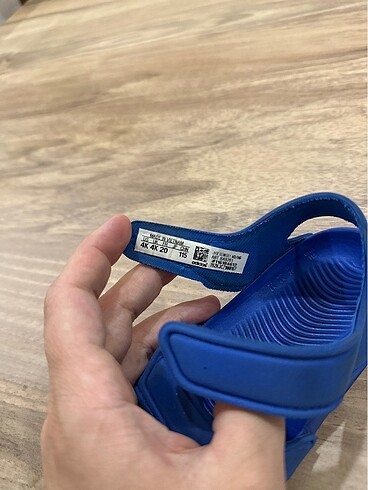 20 Beden Adidas sandalet
