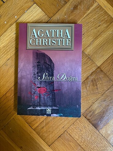 Agatha Cristie Sıfıra Doğru kitabı