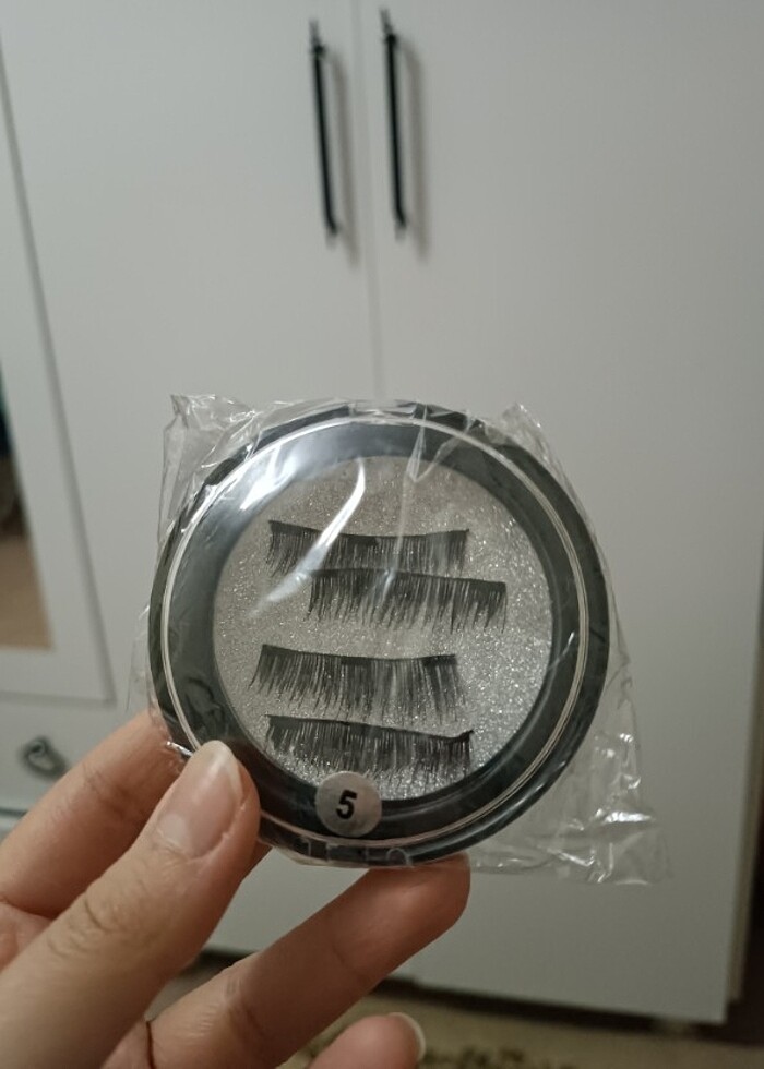 Mıknatıslı kirpik  - Görsel 2