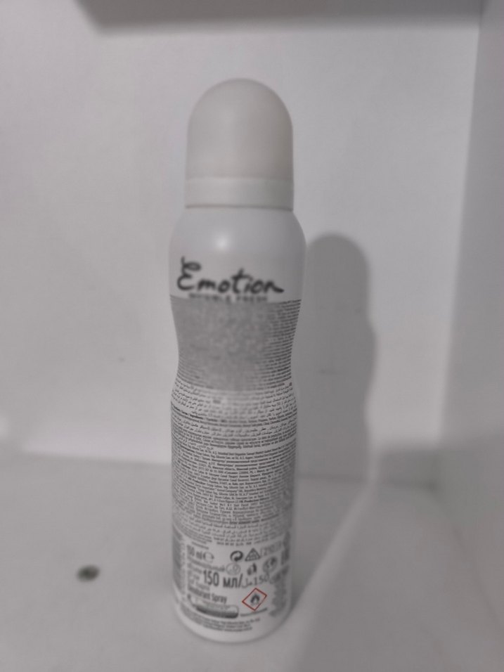 Emotion Invisible Fresh Kadın Deodorant - Görsel 2
