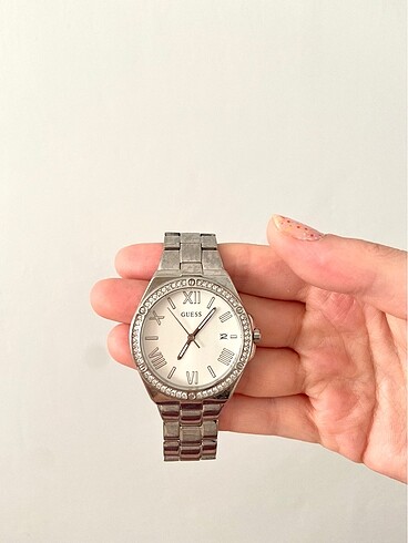 Guess Guess saat