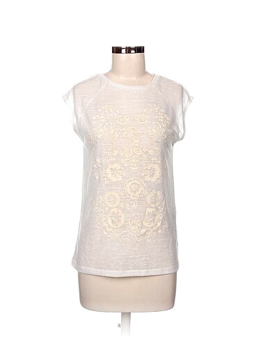 Koton T-shirt %70 İndirimli.