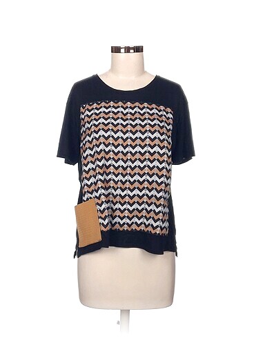 Zara T-shirt %70 İndirimli.