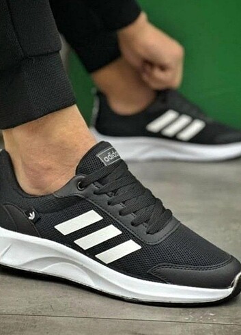 Adidas sporayakkabı 