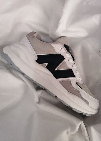 38 Beden New balance Bayan spor ayakkabı