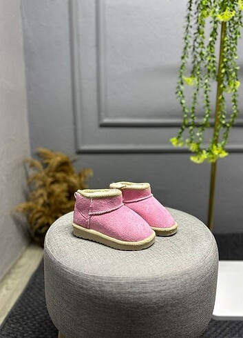 28 Beden pembe Renk Ugg kısa bot
