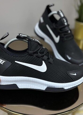 Nike erkek spor ayakkabı 