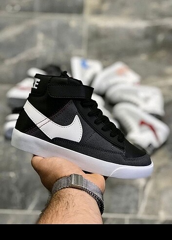 27 Beden beyaz Renk Nike blazer erkek çocuk ayakkabısı 