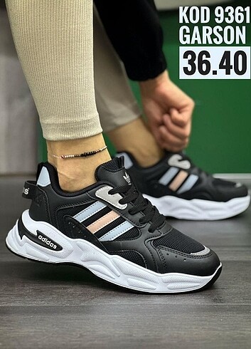 Adidas Bayan spor ayakkabı