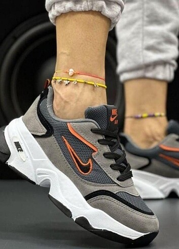 Nike Bayan spor ayakkabı