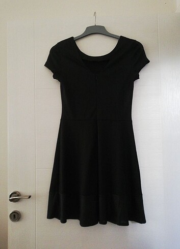 l Beden siyah Renk Harika Elbise 40 Beden 