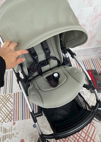 Yeşil Bebek Arabası - Görsel 4