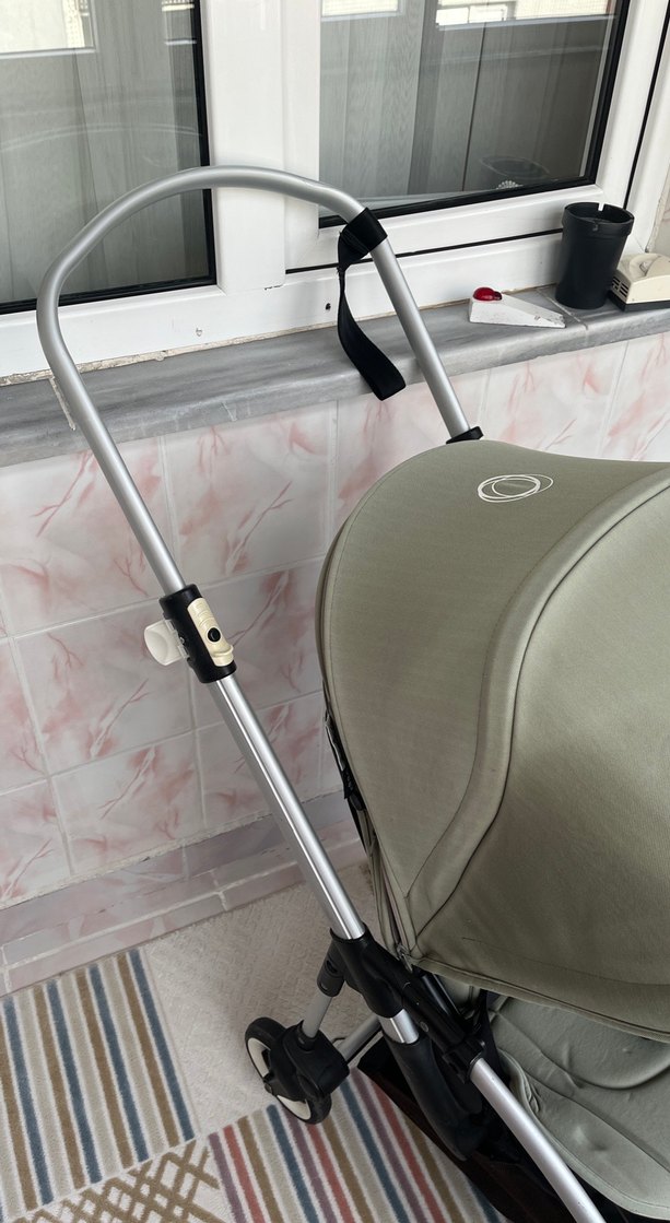 Yeşil Bebek Arabası - Görsel 5