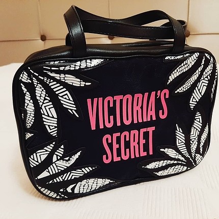 victorias secret makyaj çantası 