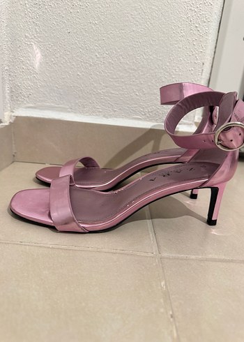 Zara topuklu ayakkabı - Görsel 3