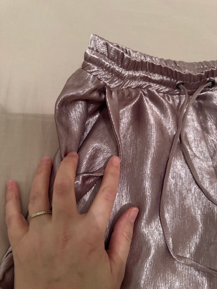 Kadın Parlak Pantolon - Görsel 3