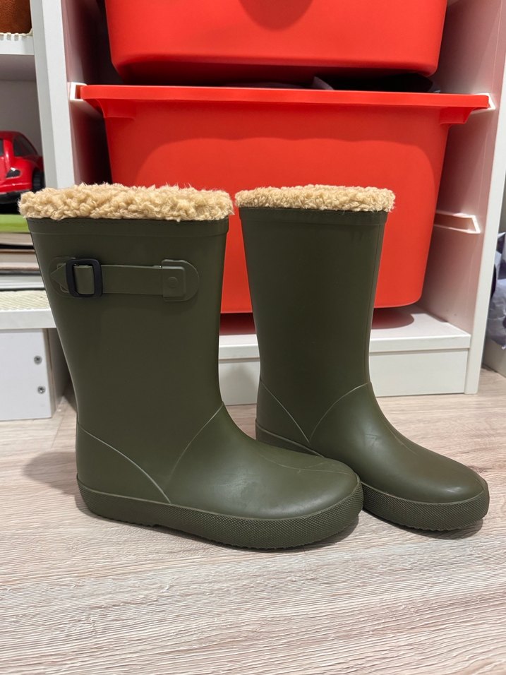Çocuk İçin Koyu Yeşil Lastik Bot - Görsel 2