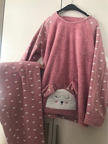 Trendyol & Milla pijama takımı