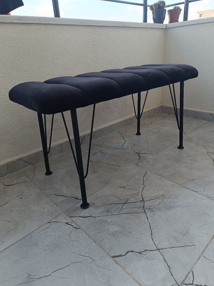 Siyah Yumuşak Döşemeli Bench - Görsel 2