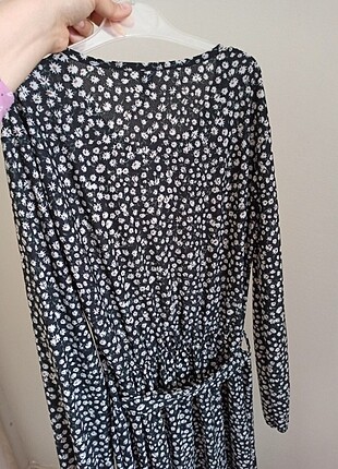 Çiçekli tesettür elbise - Görsel 5