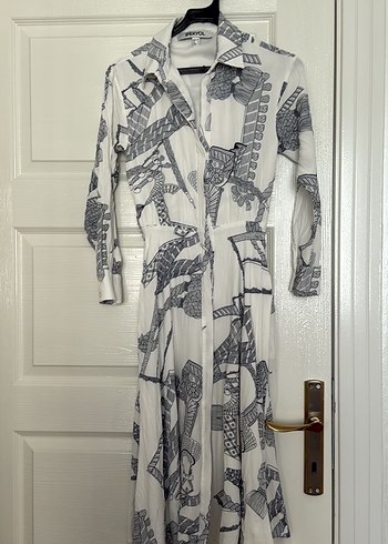 Mavi Batik Desenli Uzun Salaş Elbise - Görsel 3