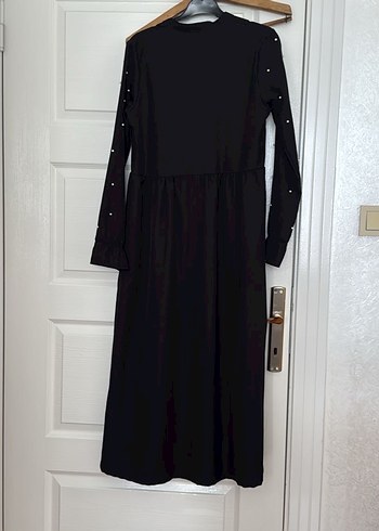 Düğmeli Siyah Uzun Akrilik Elbise - Görsel 5