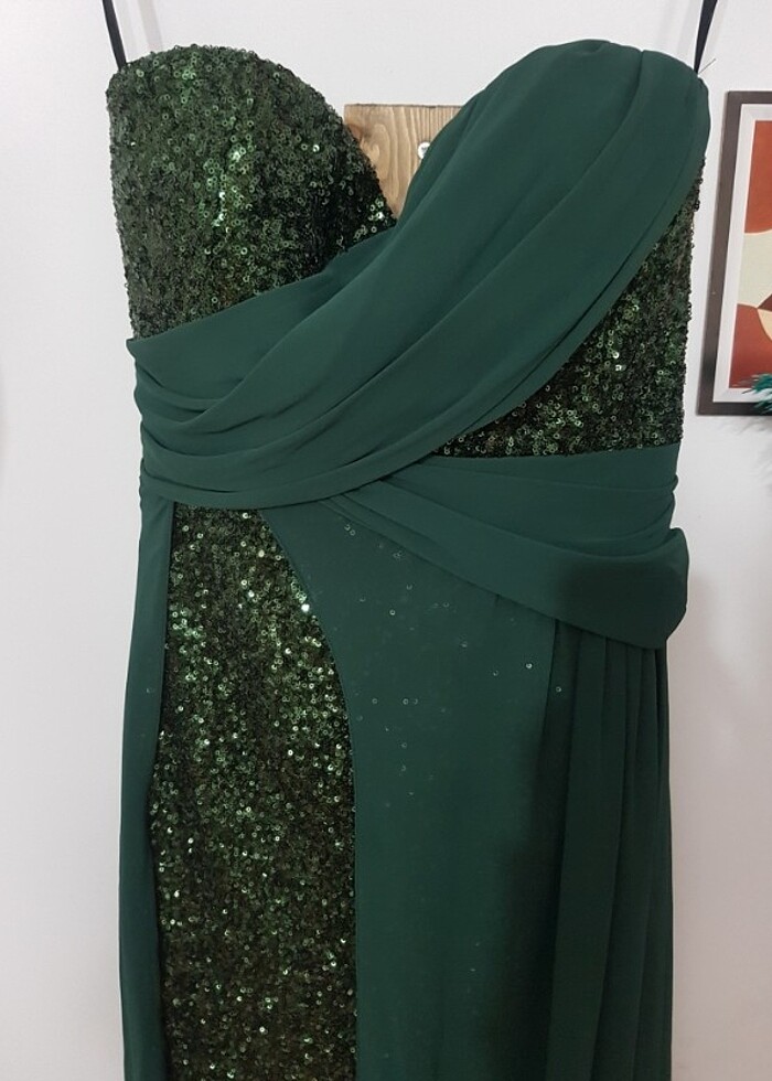 Zümrüt yeşili payetli elbise - Görsel 2