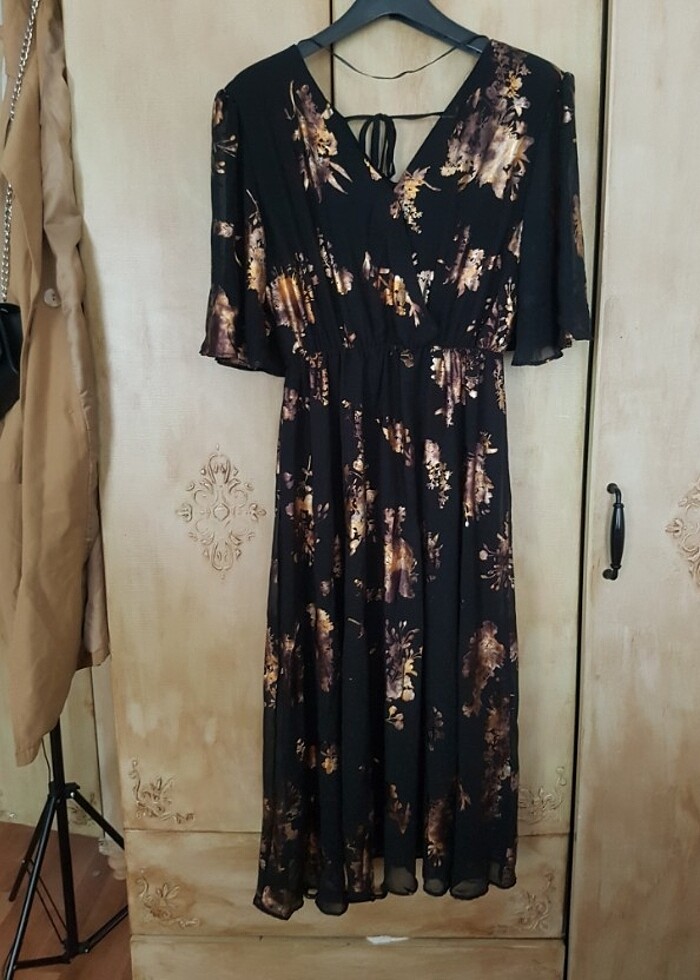 Siyah, desenli şifon elbise - Görsel 5