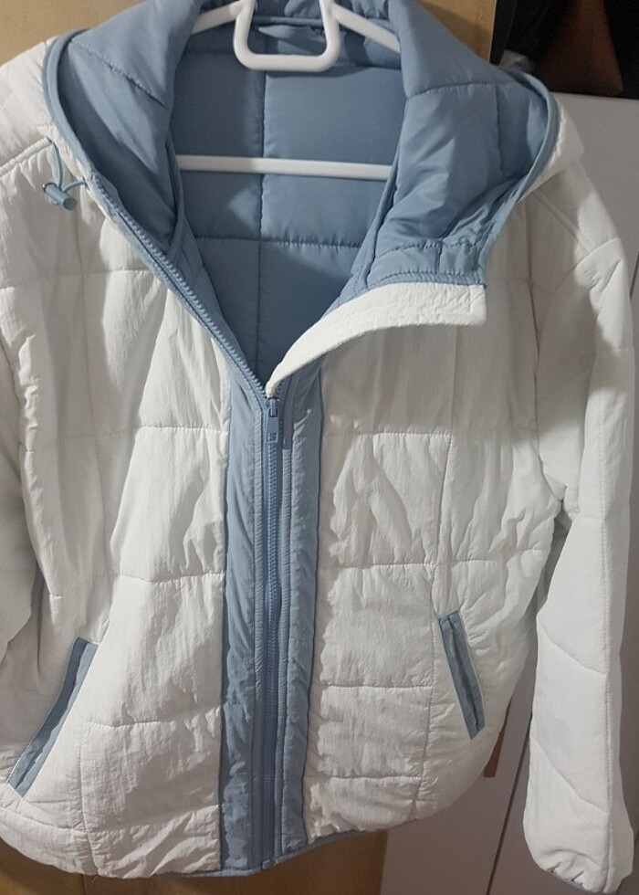 Mavi kadın kapüşonlu mont - Görsel 5