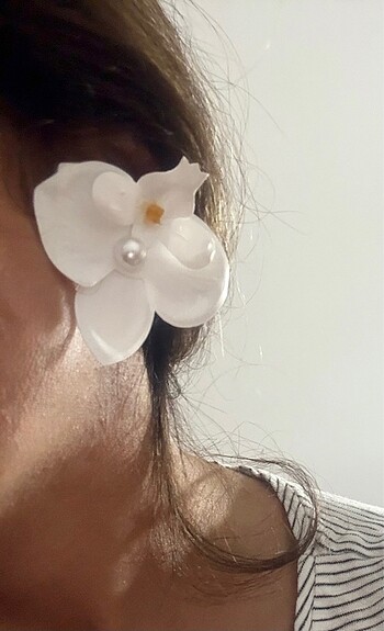 Beyaz çiçek küpe - Görsel 6