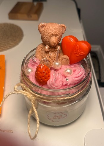 Pembe Ayıcık ve Kalp Süslemeli Mum - Görsel 3