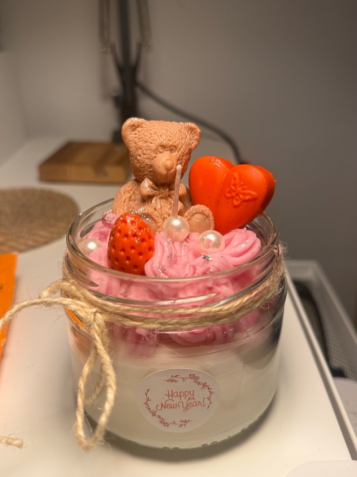 Pembe Ayıcık ve Kalp Süslemeli Mum - Görsel 2