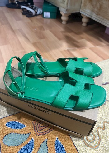 Yeşil hermes model sandalet - Görsel 5