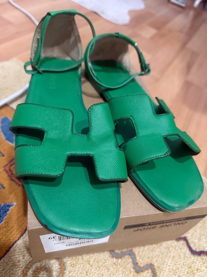 Yeşil hermes model sandalet - Görsel 2
