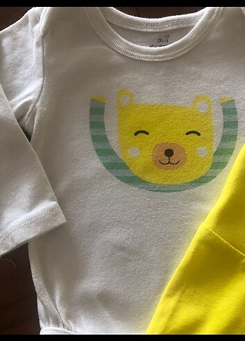 6 Ay Beden sarı Renk H&M kız bebek alt üst takim