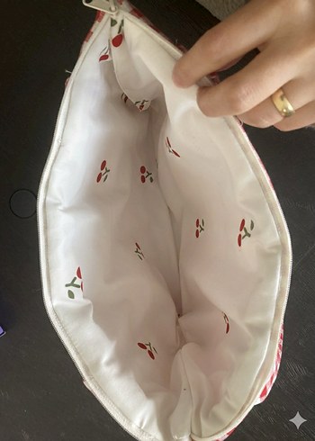 Kırmızı Ekose Desenli laptop çantası - Görsel 3