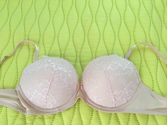 Victoria s Secret Golshan Sütyen 80C