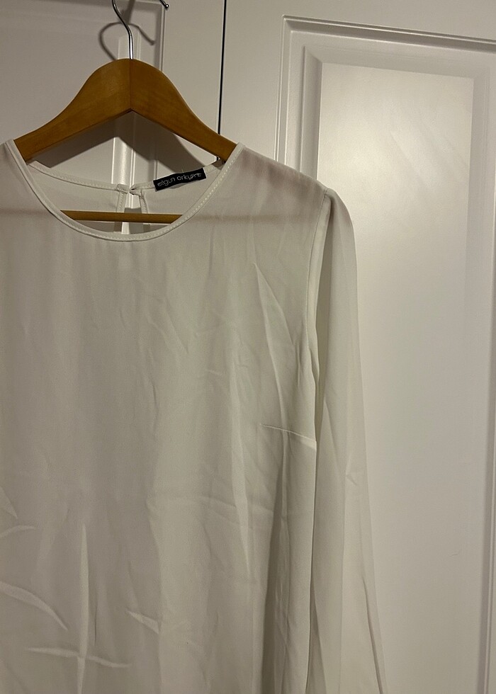 Olgun  olkun marka beyaz bluz - Görsel 4