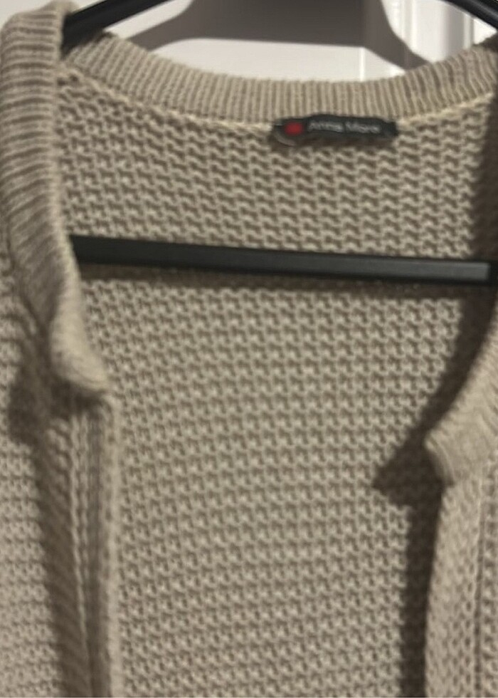 bej rengi  hırka - Görsel 2