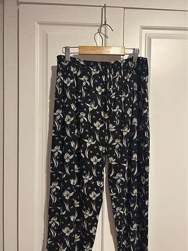 çiçekli pantolon - Görsel 2