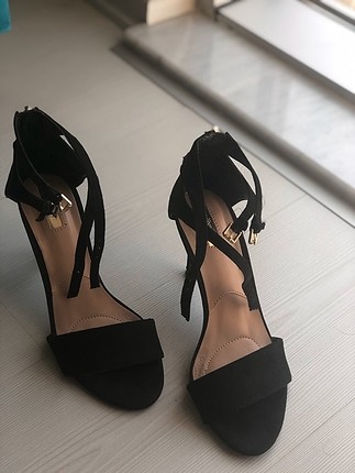 Stradivarius Tek bant topuklu ayakkabı