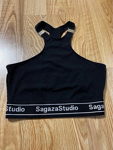 Kadın crop