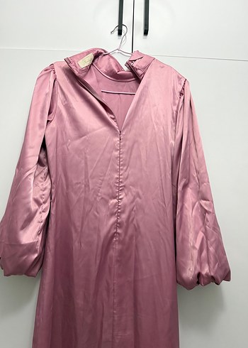 Pembe Uzun Yüksek Yakalı Kadın Elbise - Görsel 4