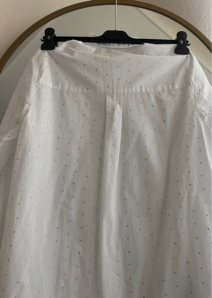 Beyaz taşlı Gömlek - Görsel 2