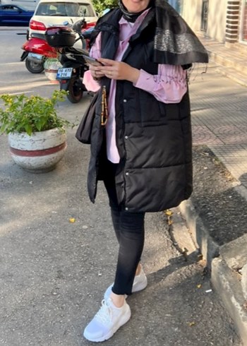 Siyah şişme Yelek