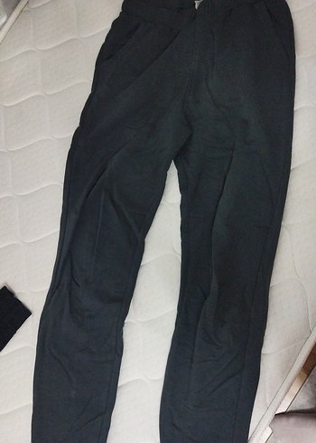 LC Waikiki Siyah Rahat Duz Kesim Pantolon