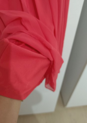 Kırmızı Piliseli Midi Kadın Elbise - Görsel 5